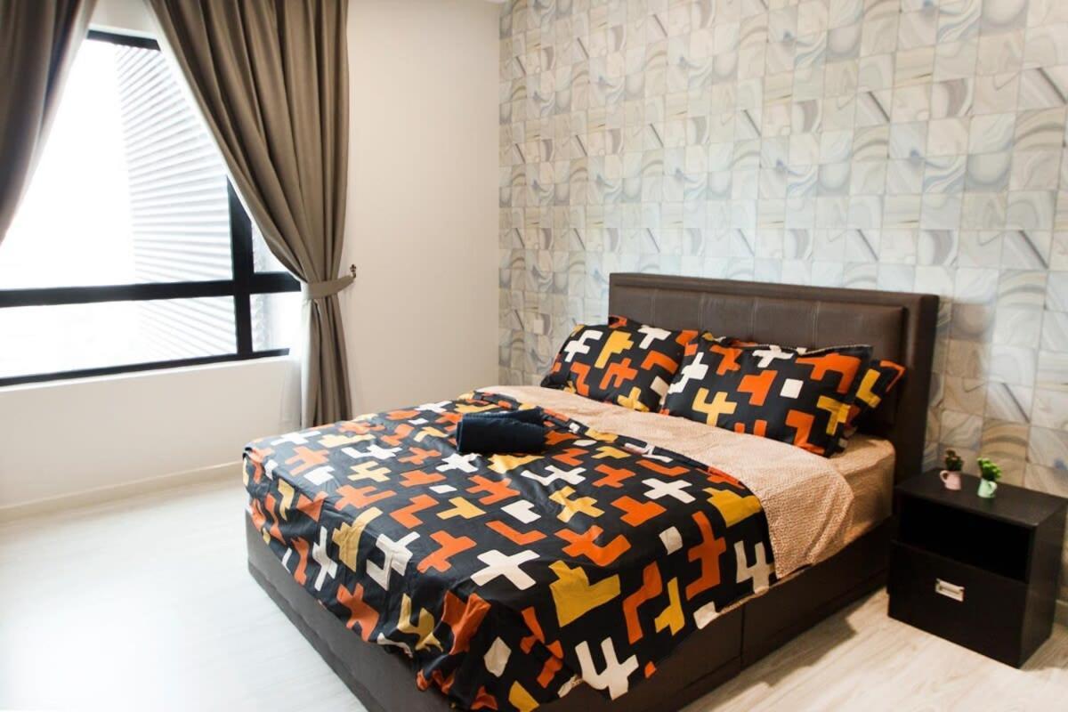 Modern, High Floor Suasana Suites 05 In Jb Johor Bahru Exterior photo